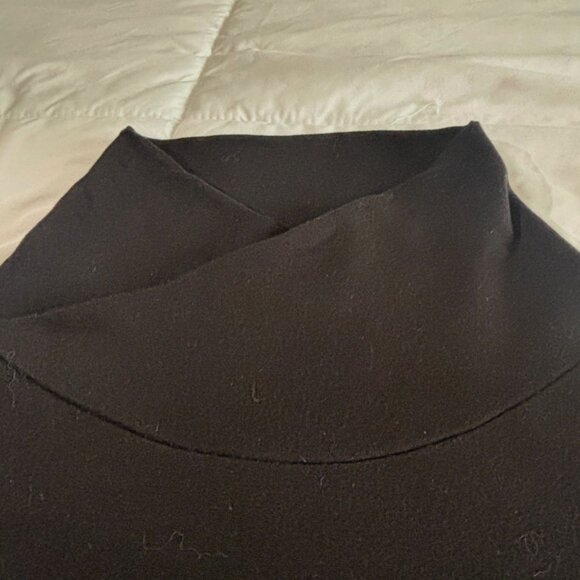 Eileen Fisher Knit Top Front Pocket Size Small Petite - Picture 8 of 8